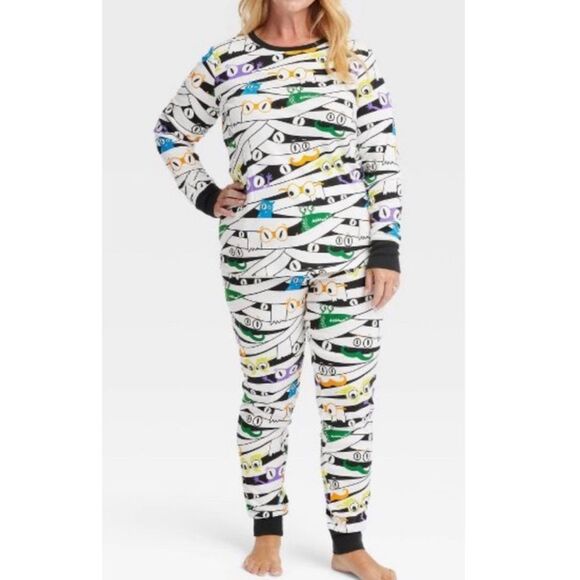 Hide And Eek 2-Piece Glow In The Dark Sleep Set Long Sleeve Pajamas Size Small - Picture 2 of 5